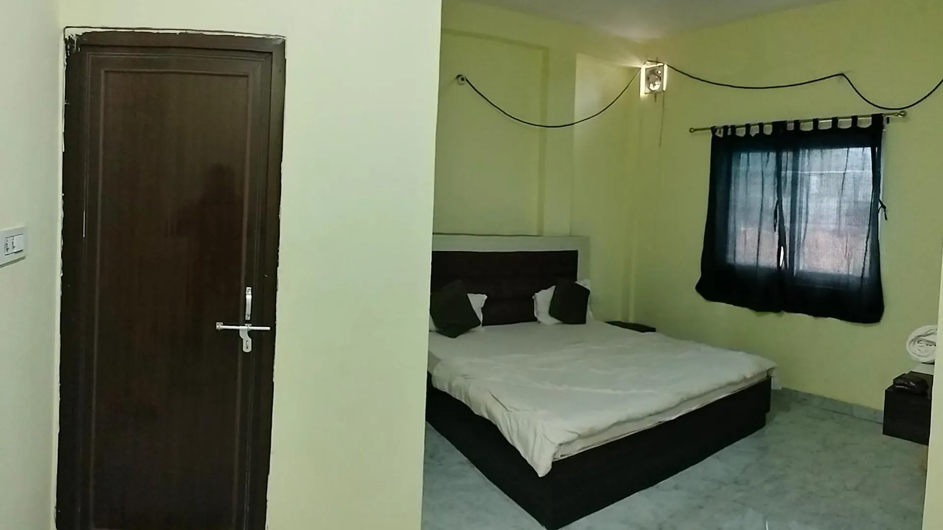 Shivala Grand Guest House Benares